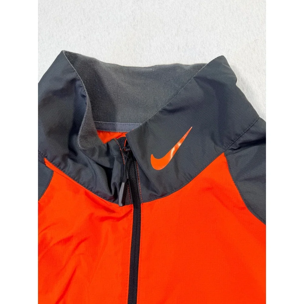 Nike type logo
